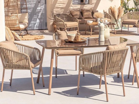 Custom Furniture, Iron vs Aluminum, Design Flexibility.