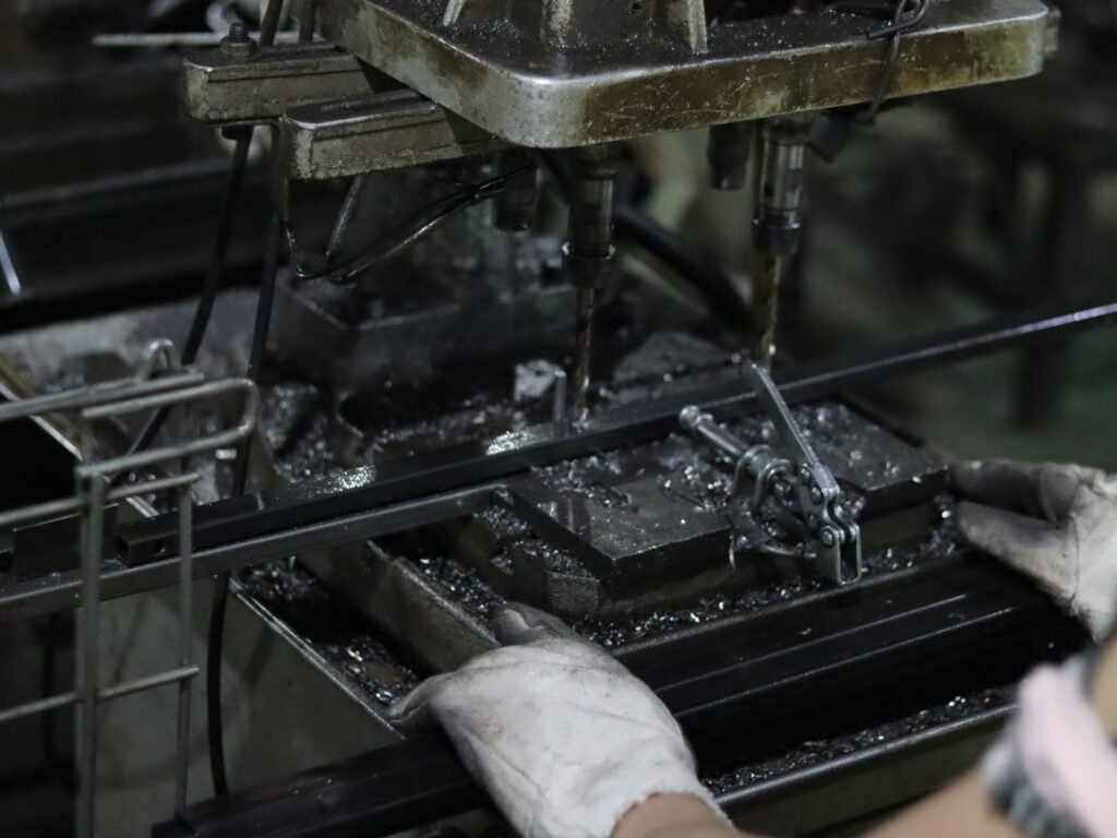 Metal tube forming for outdoor furniture frame production